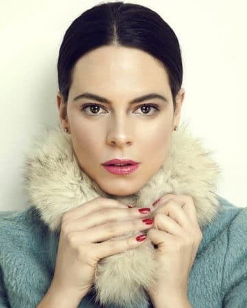 Iles Formula Women : Leni's Models' Founder Eleni Renton
