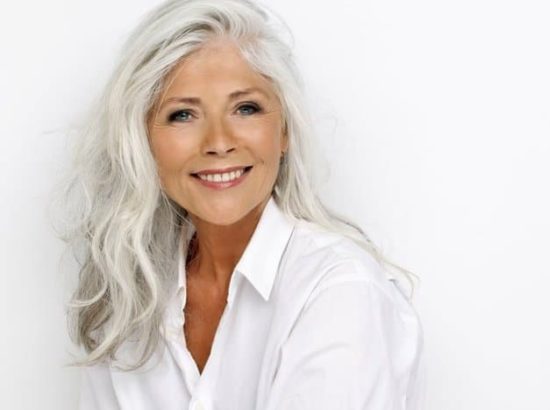 Hairstyles to make your appearance younger .